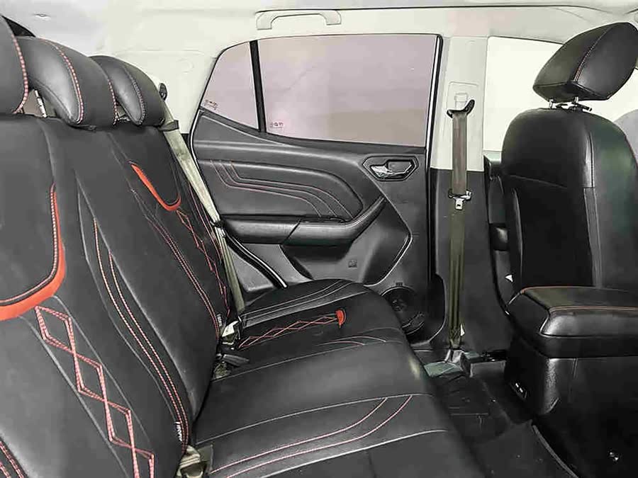 Soueast DX3 2018 car image #8