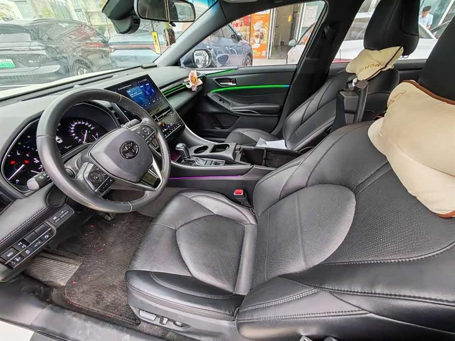 Toyota Avalon 2022 car image #8