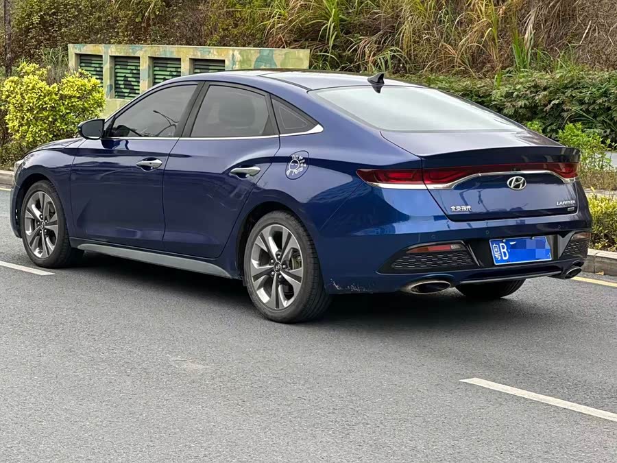 Hyundai Lafesta 2020 car image #8