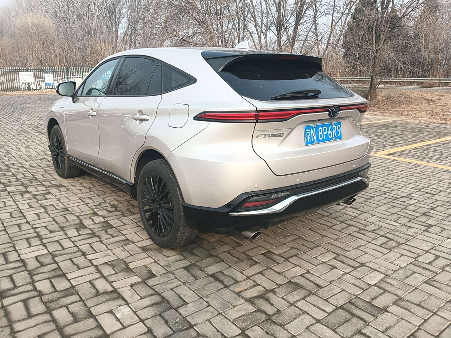 Toyota Venza 2023 car image #8