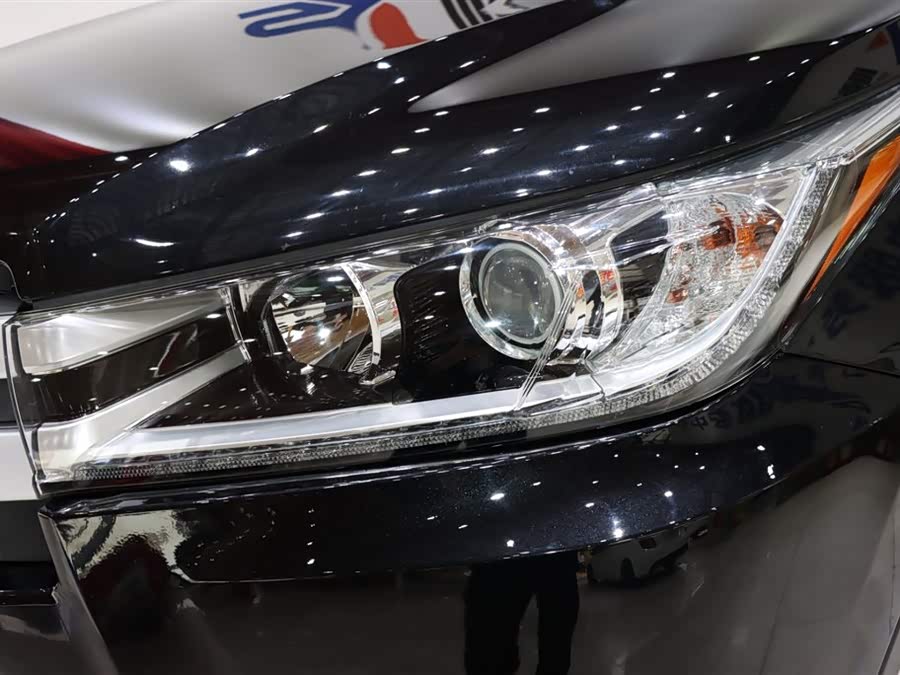 Toyota Highlander 2021 car image #8
