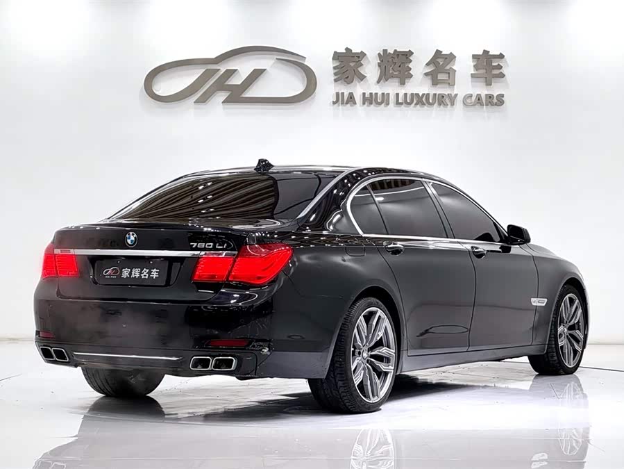 BMW 7 Series 2012 صورة سيارة #8