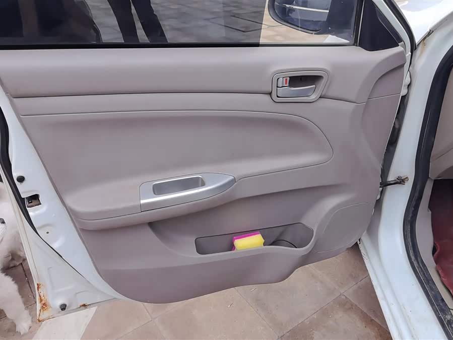 Changan Alsvin V3 2015 immagine di auto #8