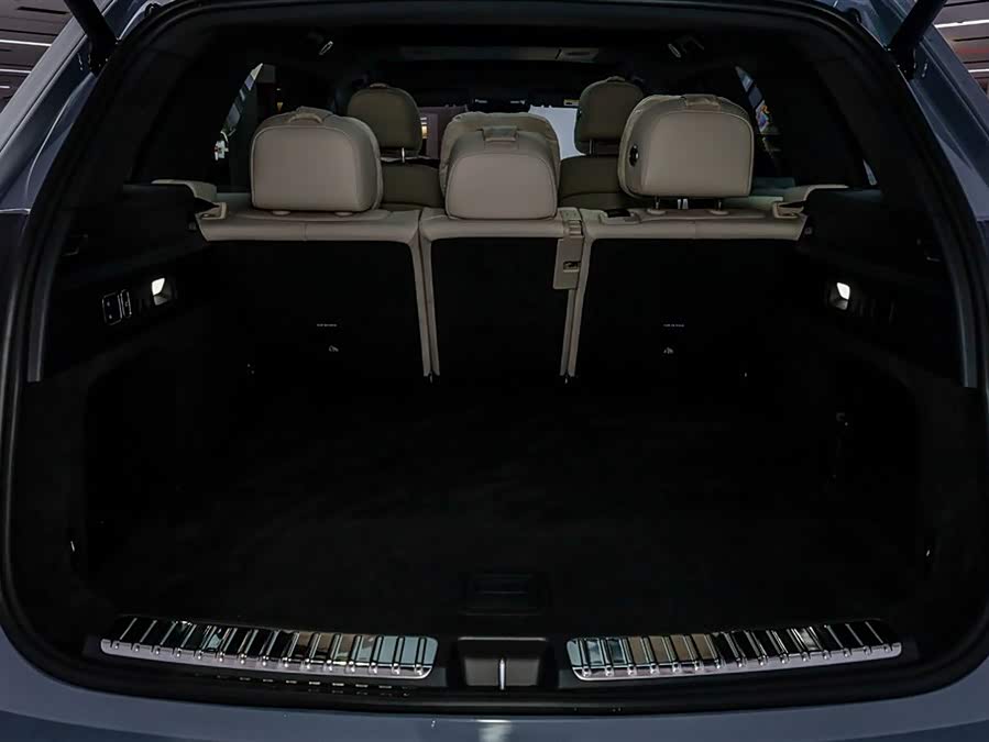 Li L7 2025 immagine di auto #8