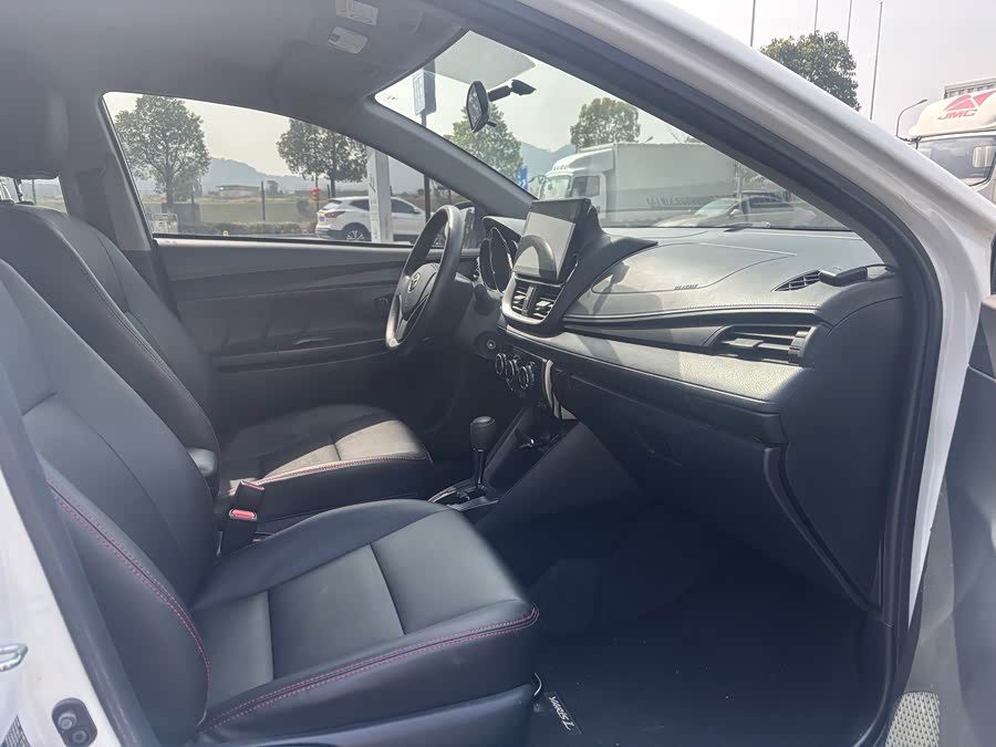 Toyota Yaris L Zhixiang 2021 immagine di auto #8