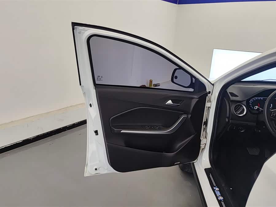 Chery Tiggo 3x 2018 car image #8