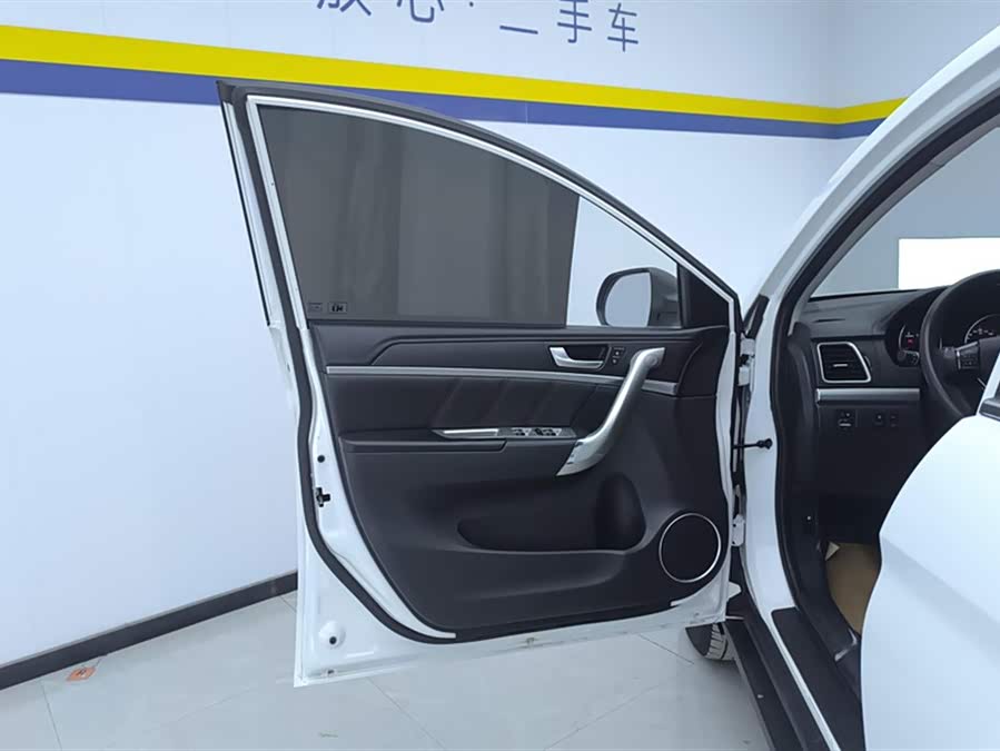 Haval M6 2020 #8 Haval M6 2020 car image #8