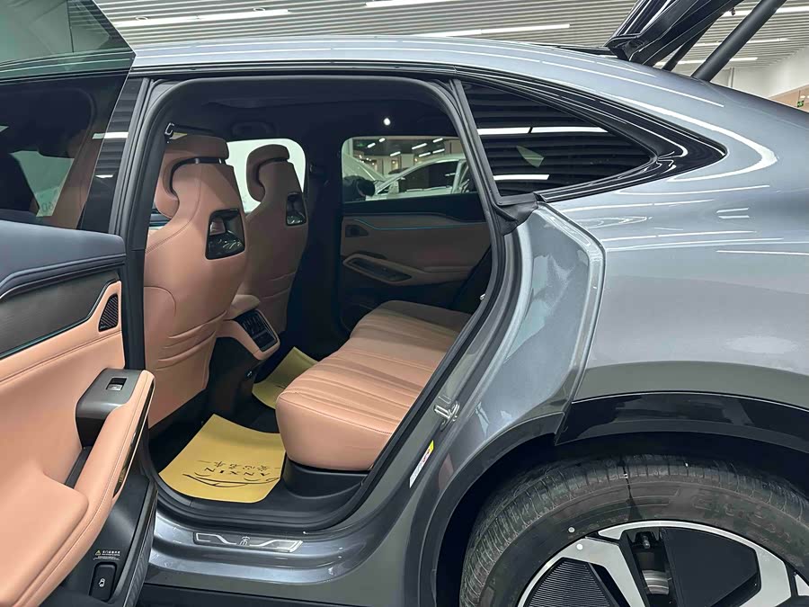 BYD SongL EV 2025 car image #8