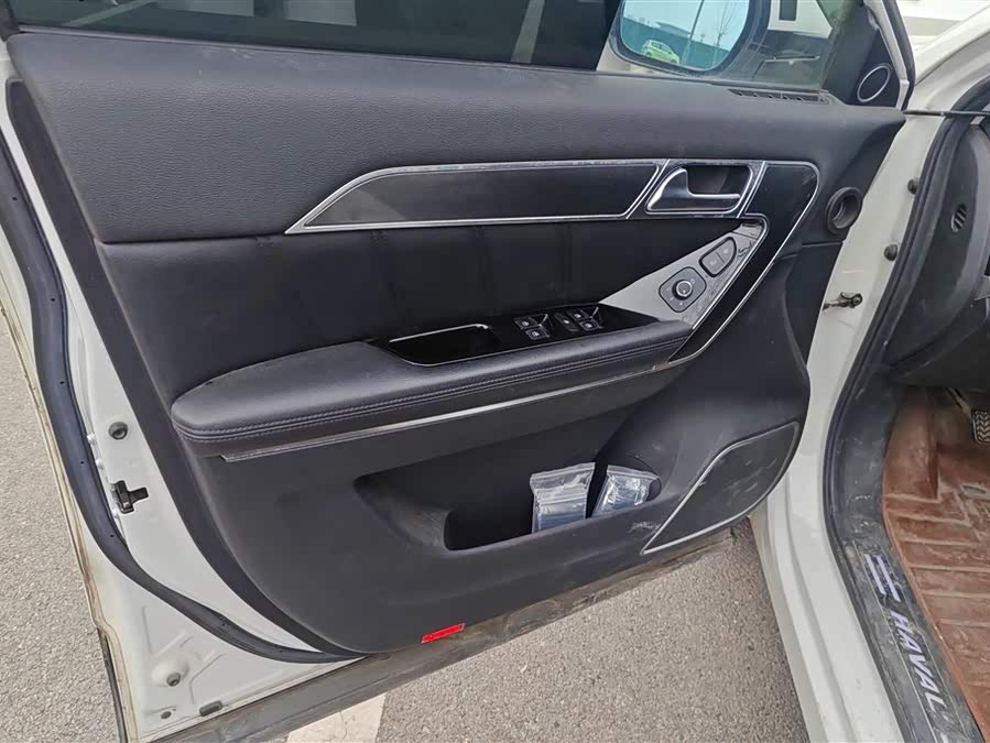 Haval H6 Coupe 2015 изображение автомобиля #8