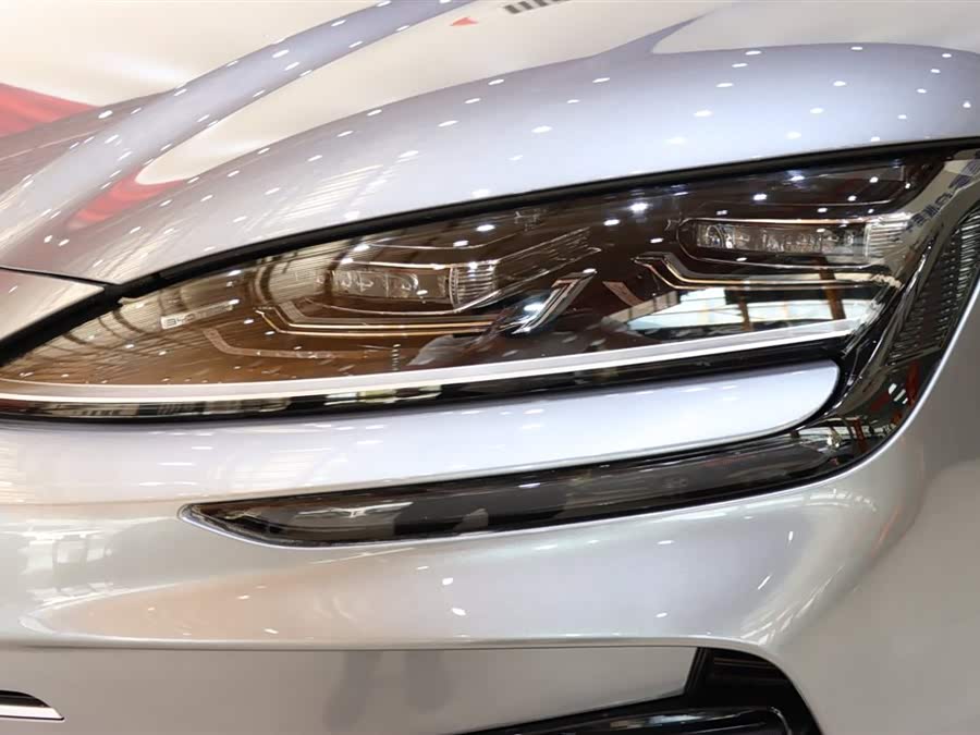 BYD Song Plus New Energy 2023 immagine di auto #8