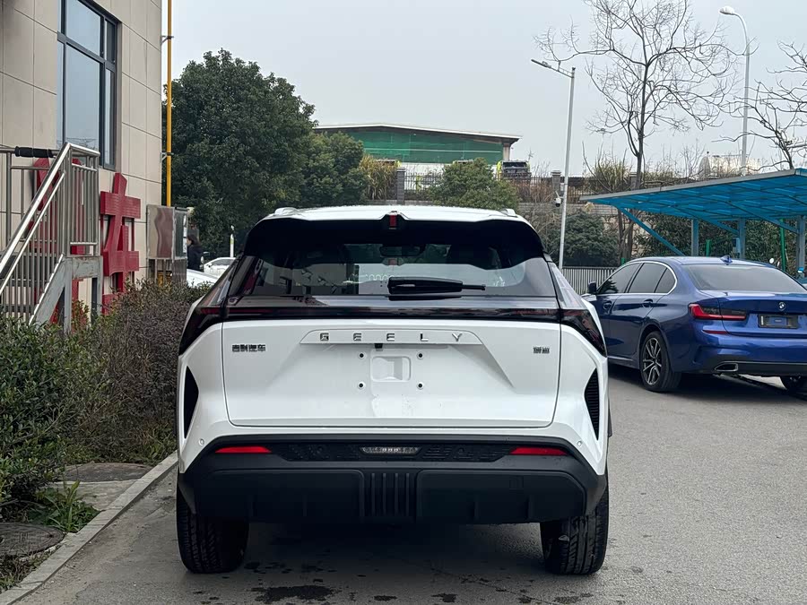 GEELY Boyue 2026 image de voiture #8
