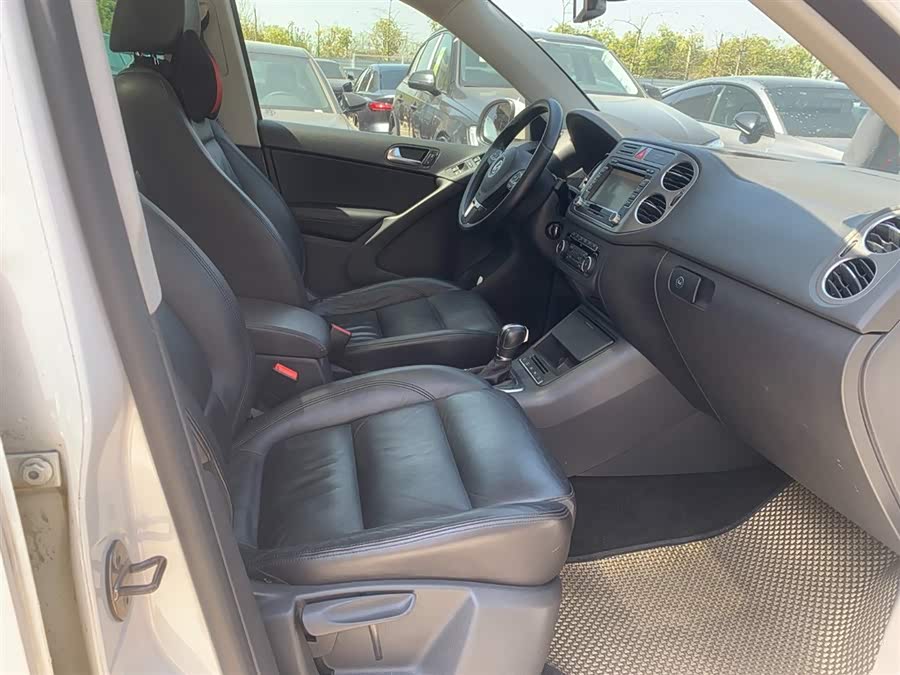 大众 Tiguan 2011 汽车图片 #8