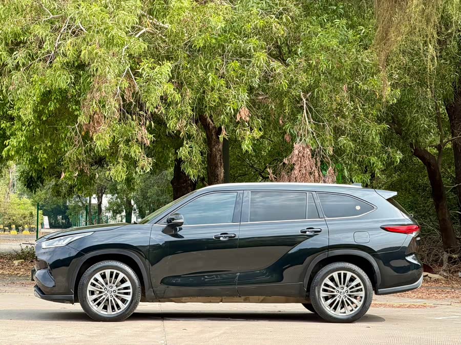 Toyota Highlander 2022 #8 Toyota Highlander 2022 car image #8