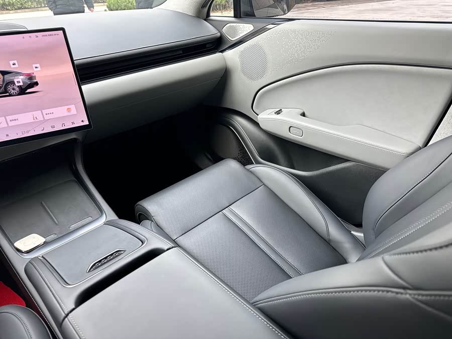 极氪 极氪007 2024 汽车图片 #8