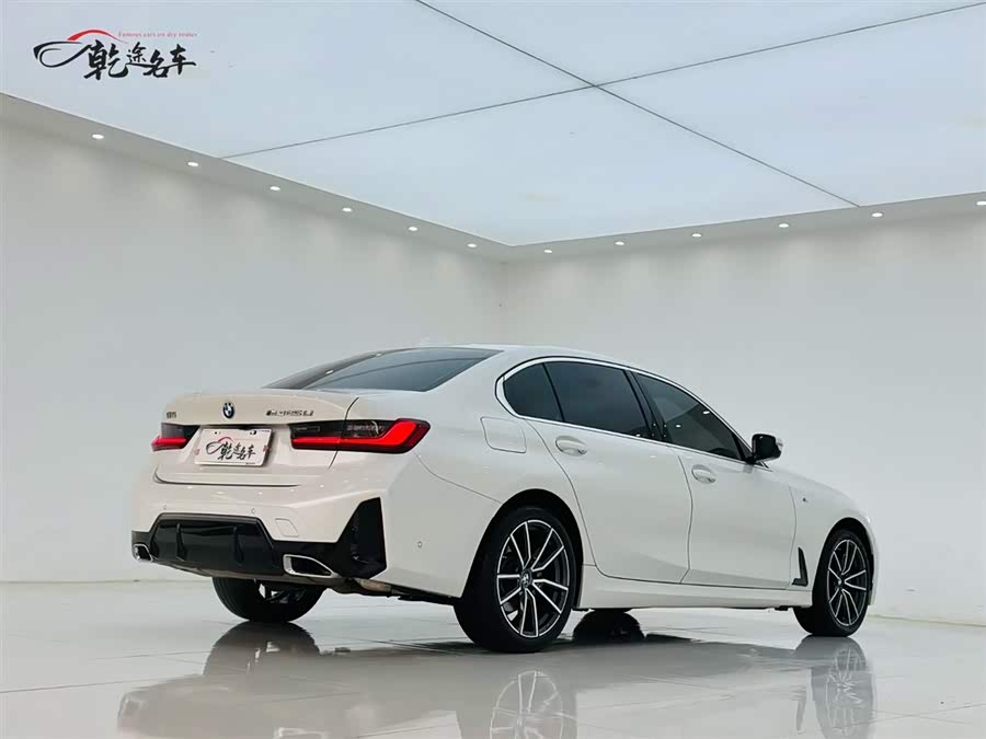 BMW 3 Series 2025 car image #8