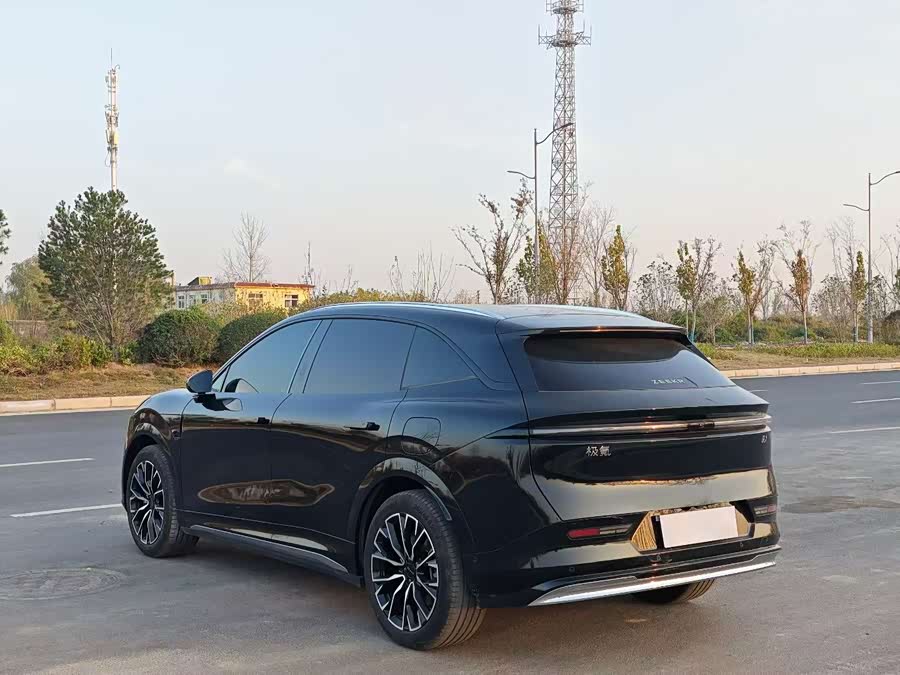 极氪 极氪7X 2025 汽车图片 #8