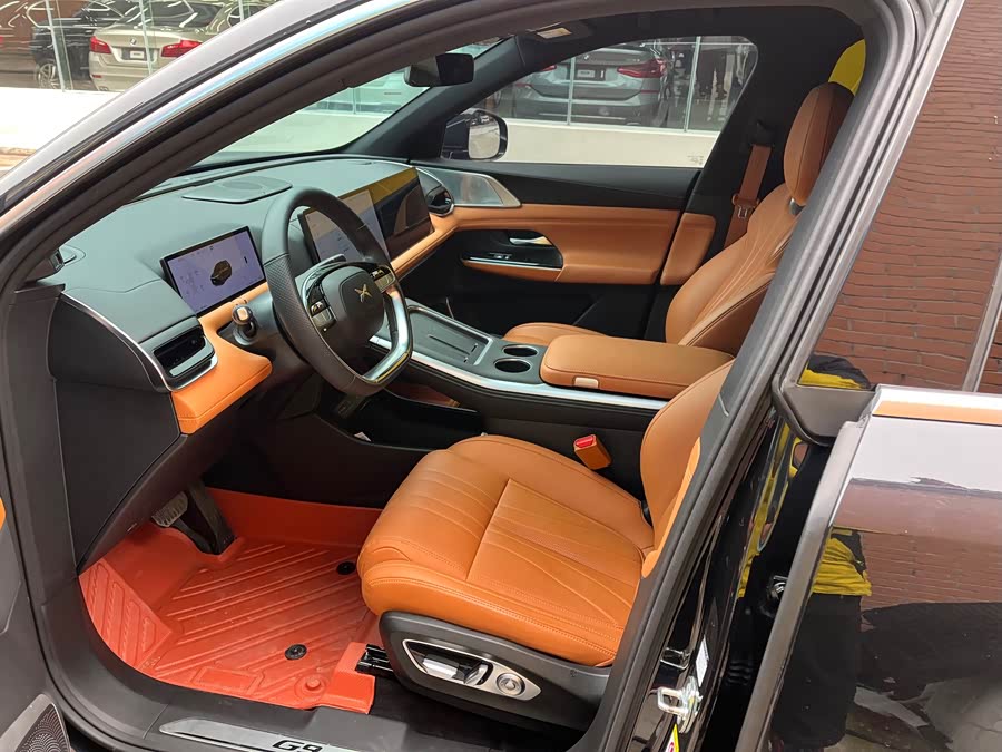 Xpeng G9 2024 car image #8