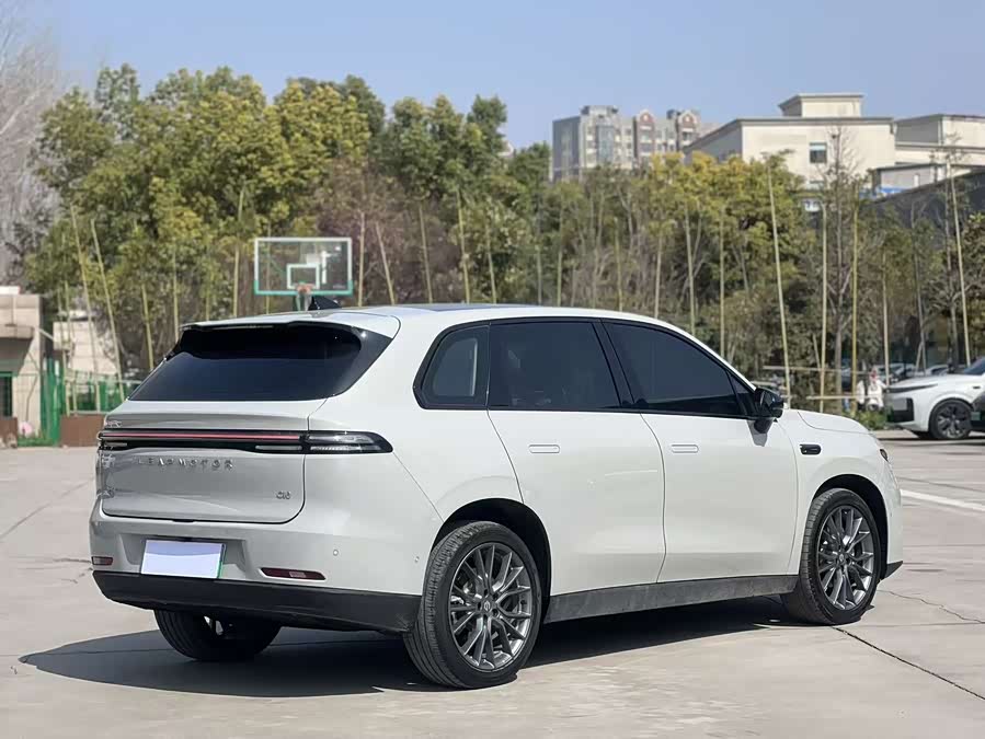 零跑汽车 零跑C10 2024 汽车图片 #8