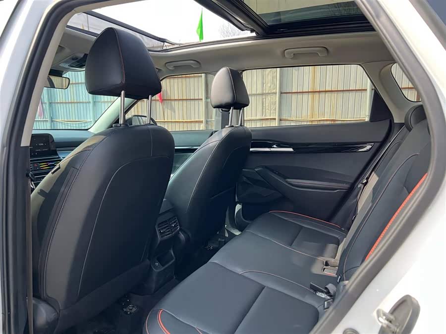 起亚 赛图斯 2023 汽车图片 #8