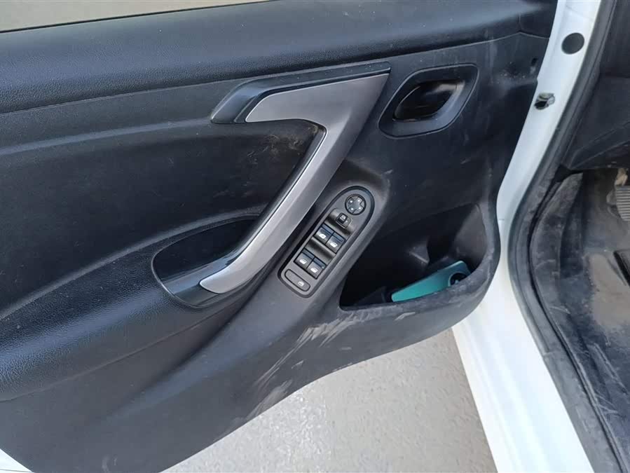 Citroen C-Elysée 2017 imagem de carro #8