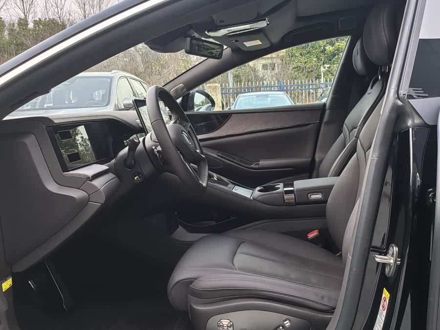 Denza Z9 2024 صورة سيارة #8