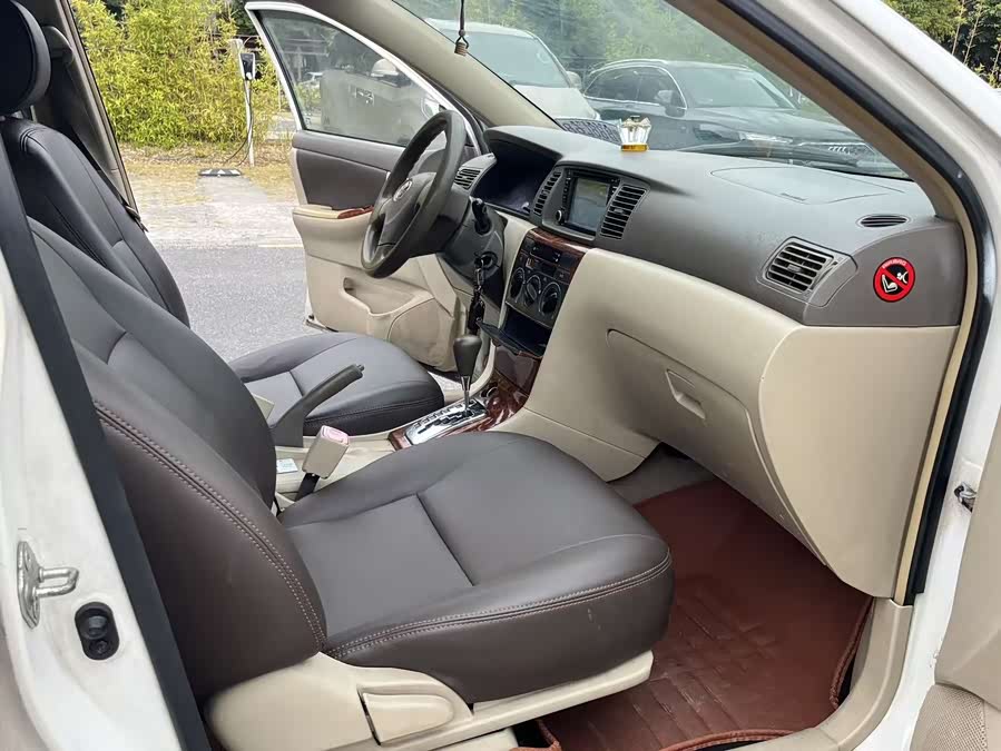 Toyota Corolla (Classic) 2011 car image #8