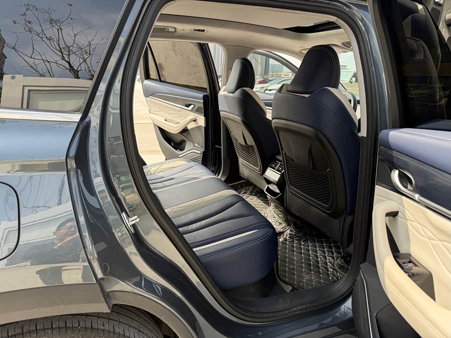 GEELY Monjaro 2023 car image #8