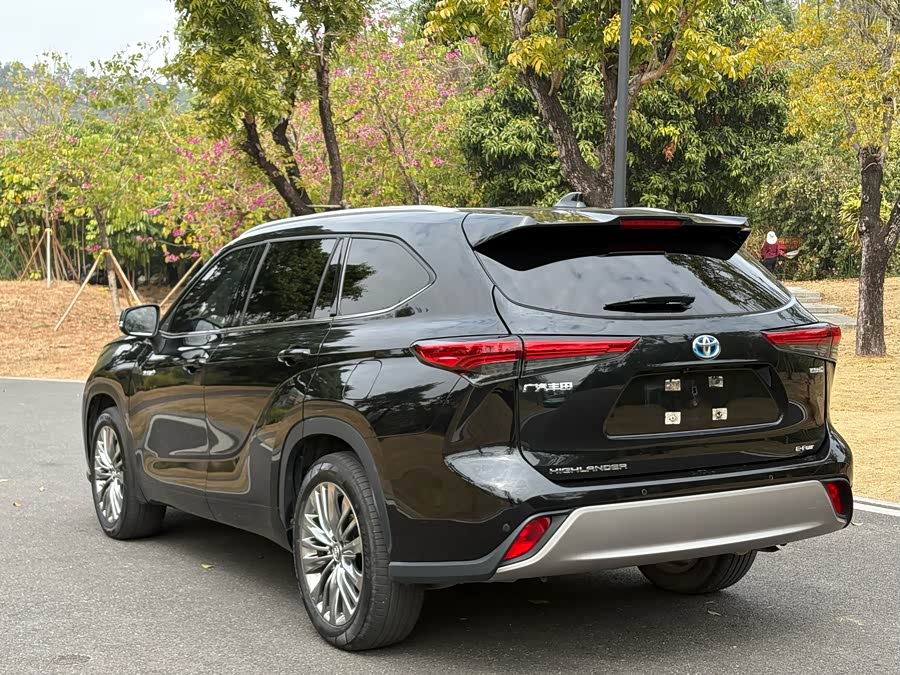Toyota Highlander 2023 #8 Toyota Highlander 2023 car image #8