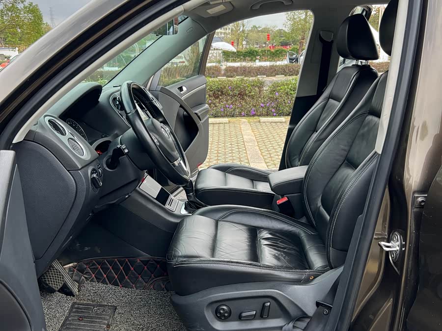 Volkswagen Tiguan 2016 car image #8