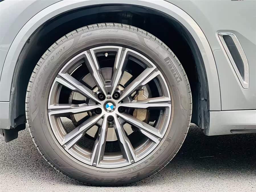 BMW X5 2022 imagen de coche #8