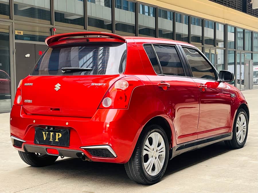 铃木 雨燕 2013 汽车图片 #8