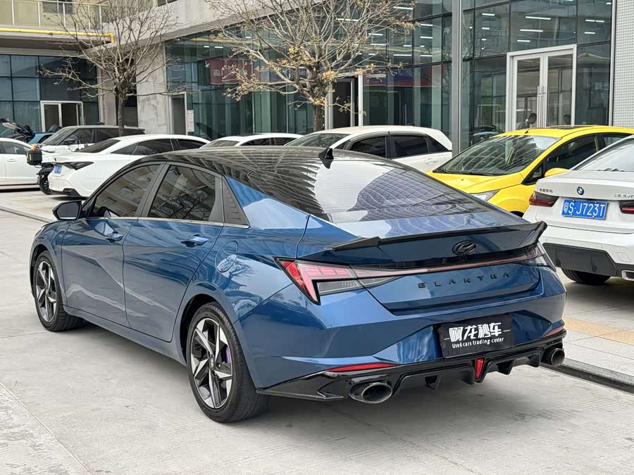 Hyundai Elantra 2021 صورة سيارة #8