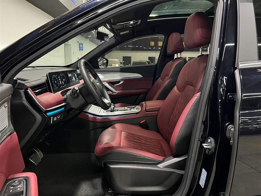 Jetour X70 PLUS 2024 #8 Jetour X70 PLUS 2024 car image #8