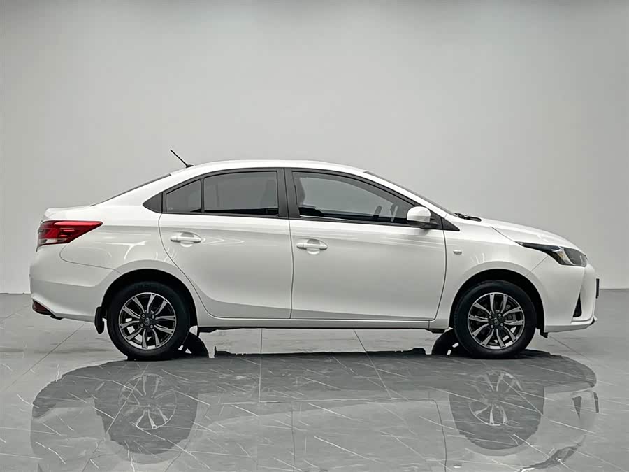 Toyota Yaris L Zhixiang 2022 immagine di auto #8