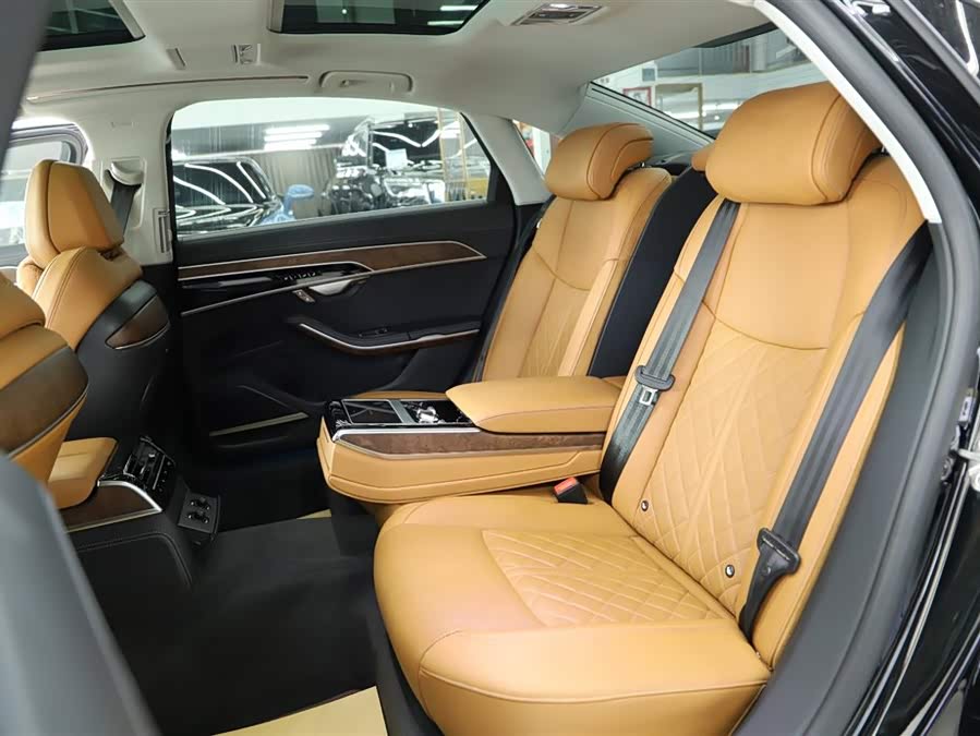 Audi A8 2022 imagen de coche #8