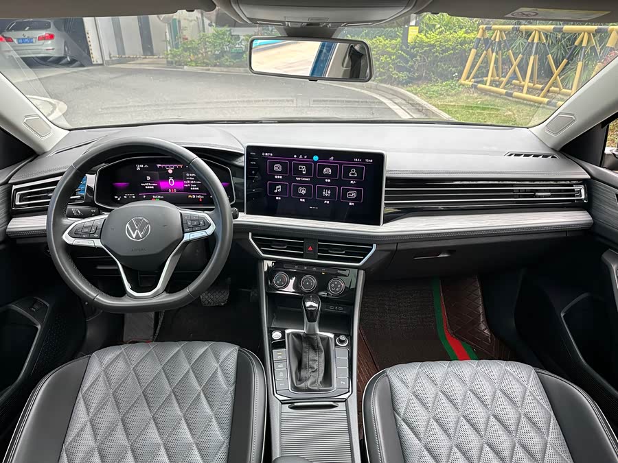 Volkswagen Sagitar 2023 car image #8