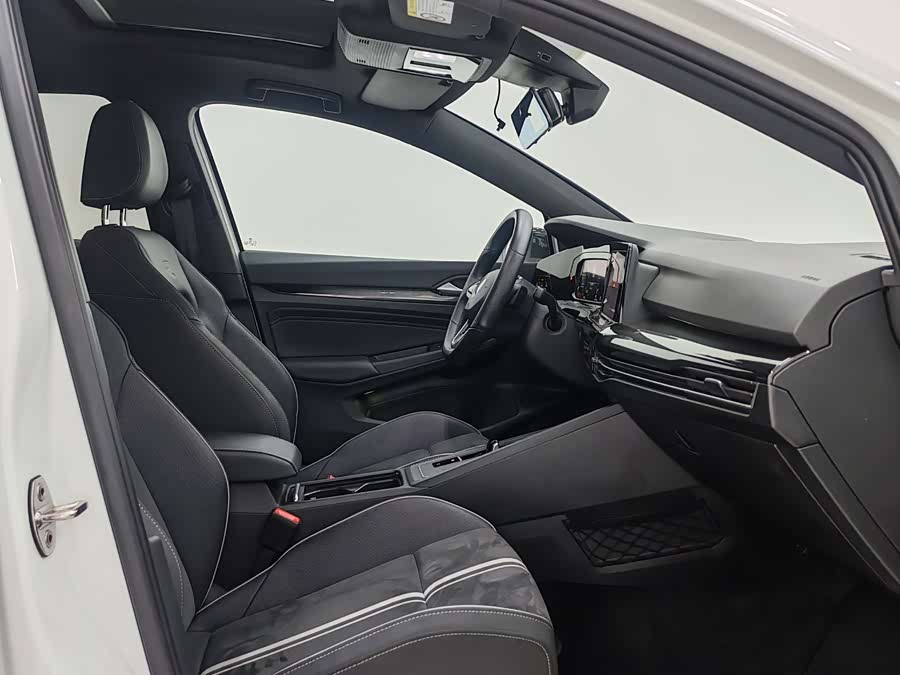 Volkswagen Golf 2022 #8 Volkswagen Golf 2022 car image #8