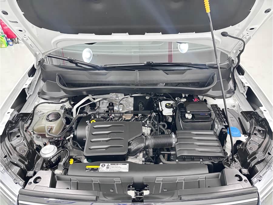 Volkswagen T-Cross 2023 car image #8