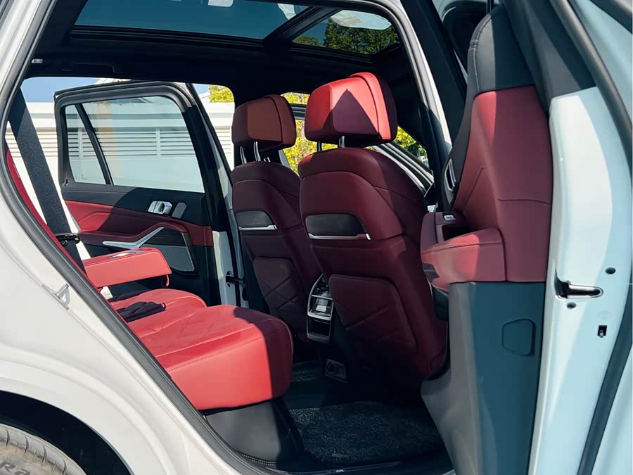 BMW X5 2023 صورة سيارة #8