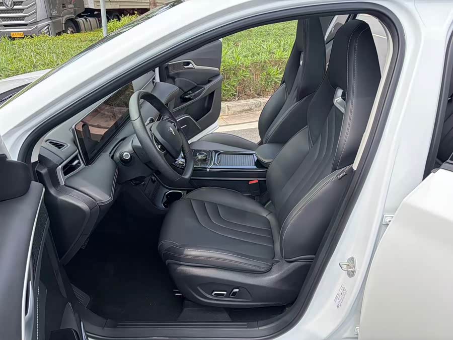 Neta U 2023 изображение автомобиля #8