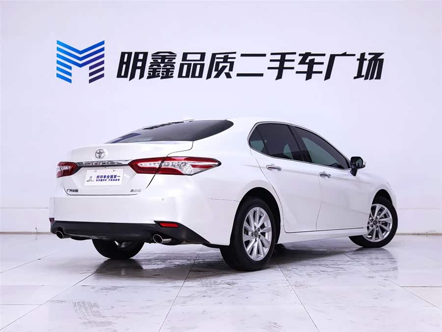 Toyota Camry 2022 car image #8