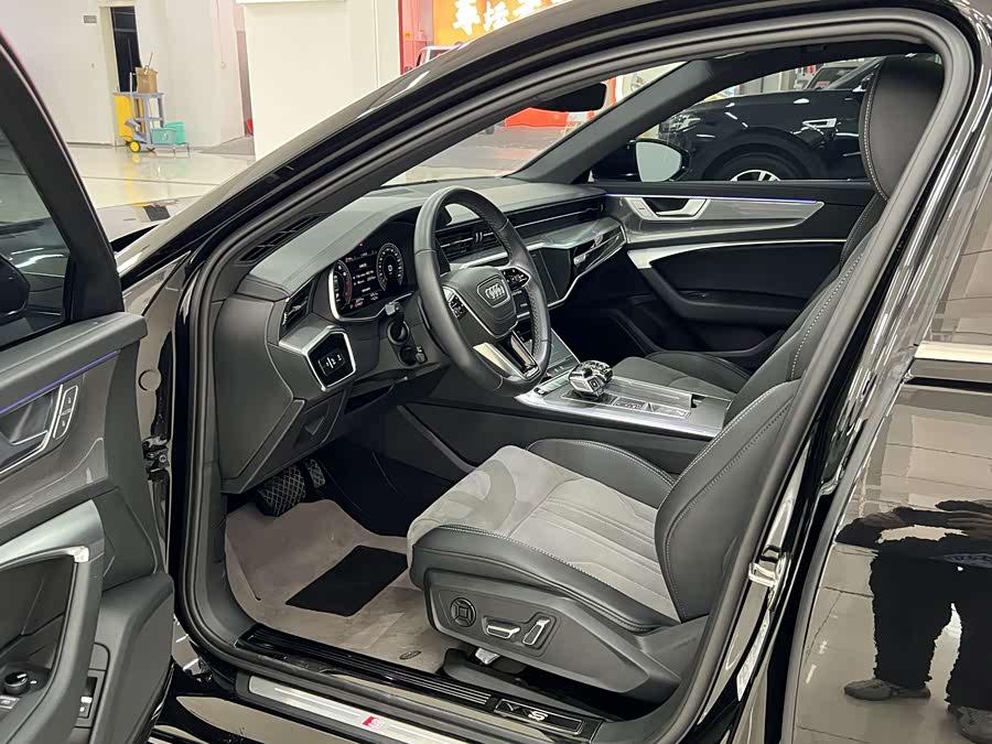 Audi A6L 2024 صورة سيارة #8