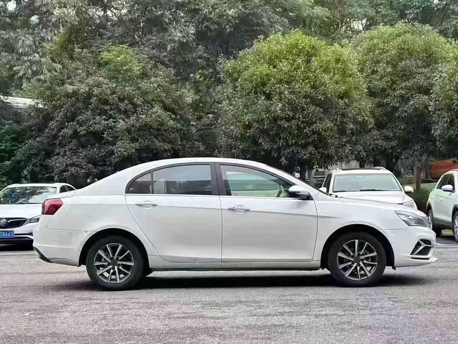 GEELY Emgrand 2020 #8 GEELY Emgrand 2020 car image #8