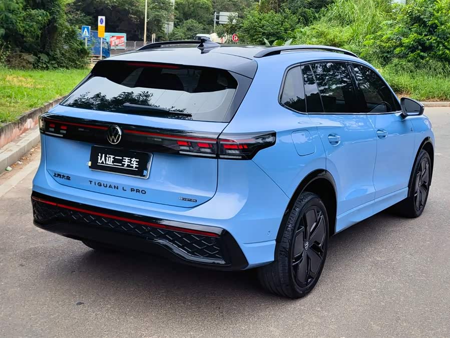 Volkswagen Tiguan L 2024 car image #8