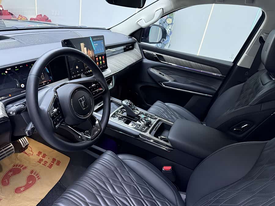 Tank 500 2022 immagine di auto #8