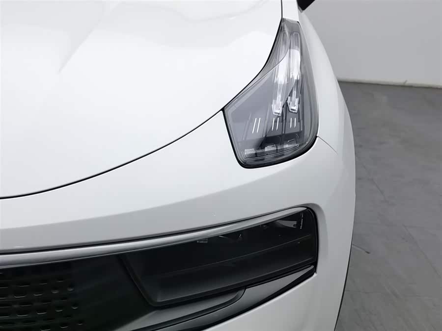 Lynk & Co 01 EM-P 2018 car image #8