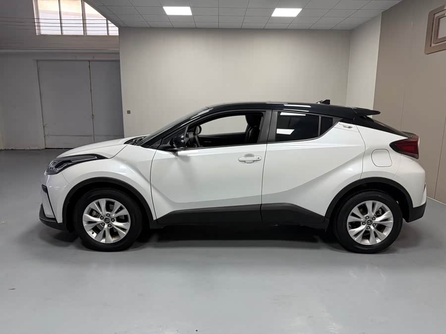 Toyota Izoa 2021 car image #8