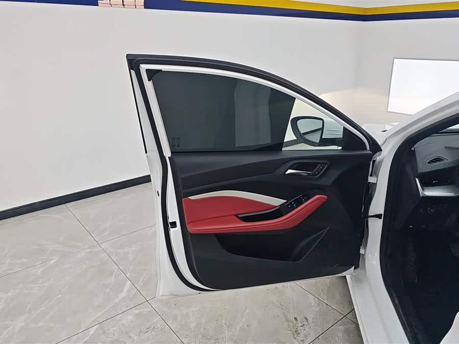 MG 5 2024 car image #8