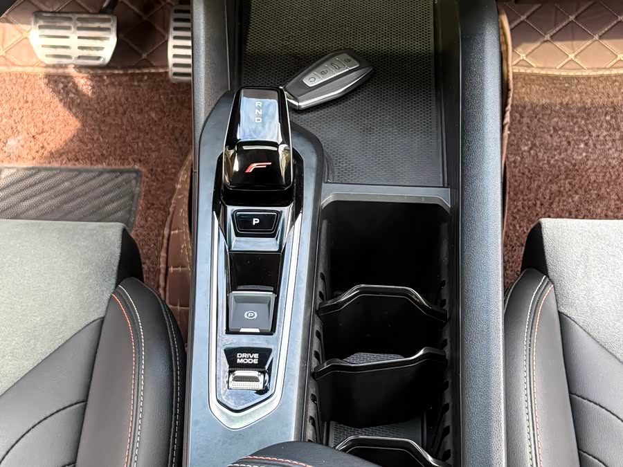 GEELY 2022 #8 GEELY 2022 immagine di auto #8