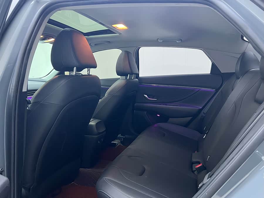 Hyundai Elantra 2021 car image #8
